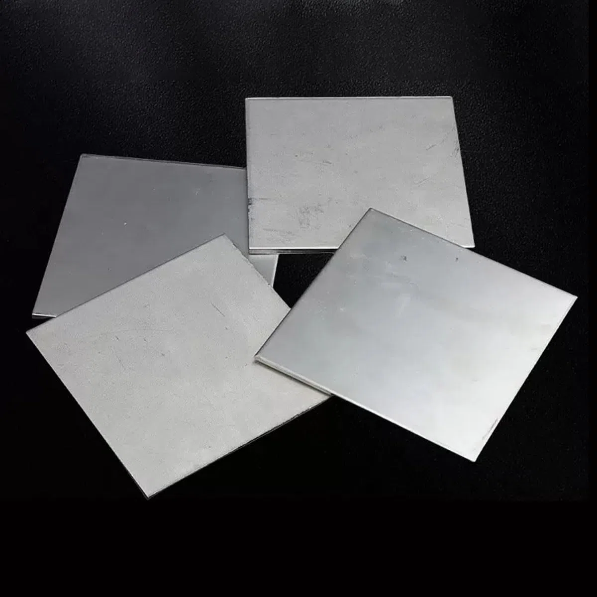 Chapa De Titanio TC4 100 Mm X 100 Mm para Construcción, Aeroespacial, Petroquímica, Construcción Naval, Automóvil,Thickness:1mm