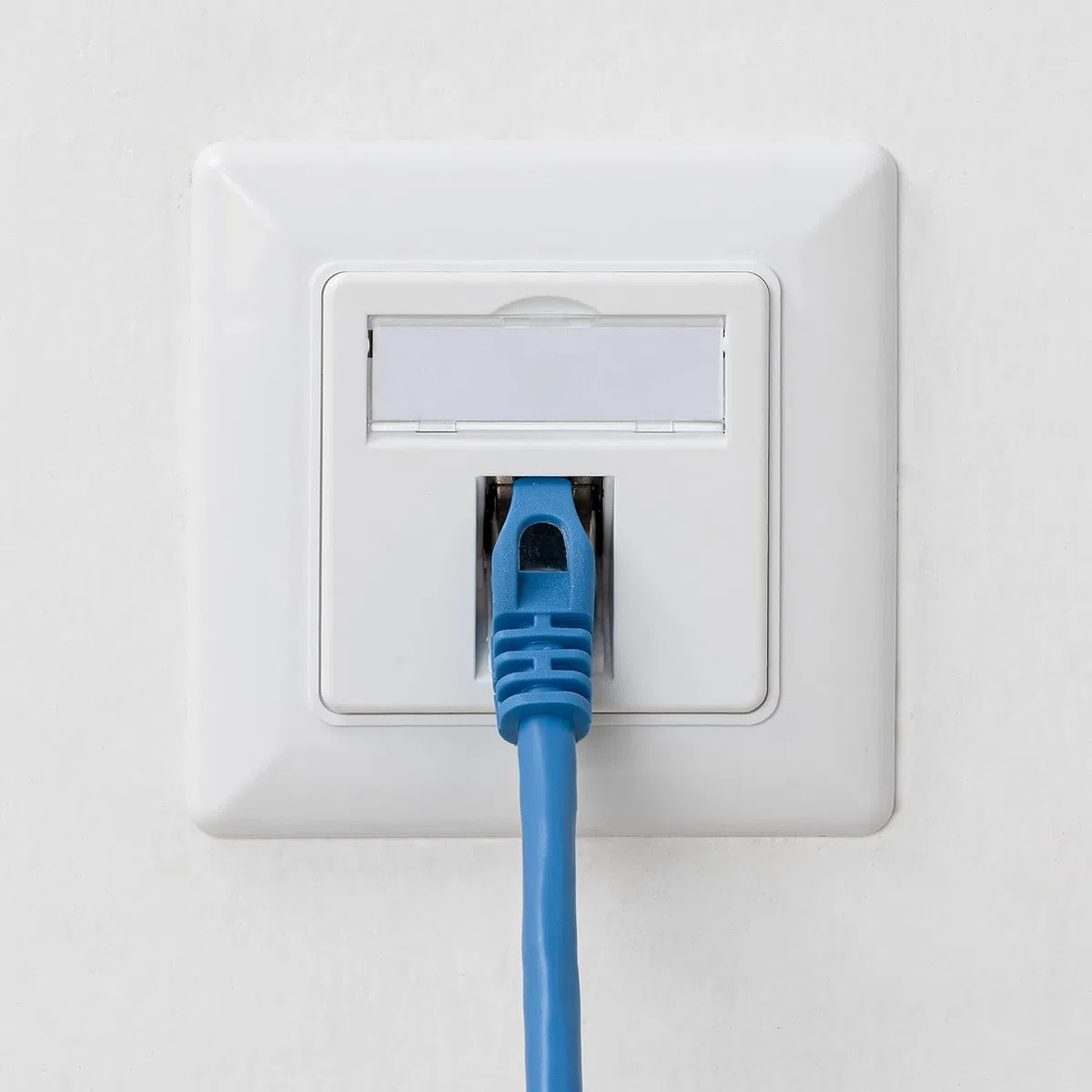 kwmobile 2x Módulo keystone blindado RJ45 - Conectores con carcasa metálica para cables CAT 6A con 2x aplique de pared - Montaje sin herramientas