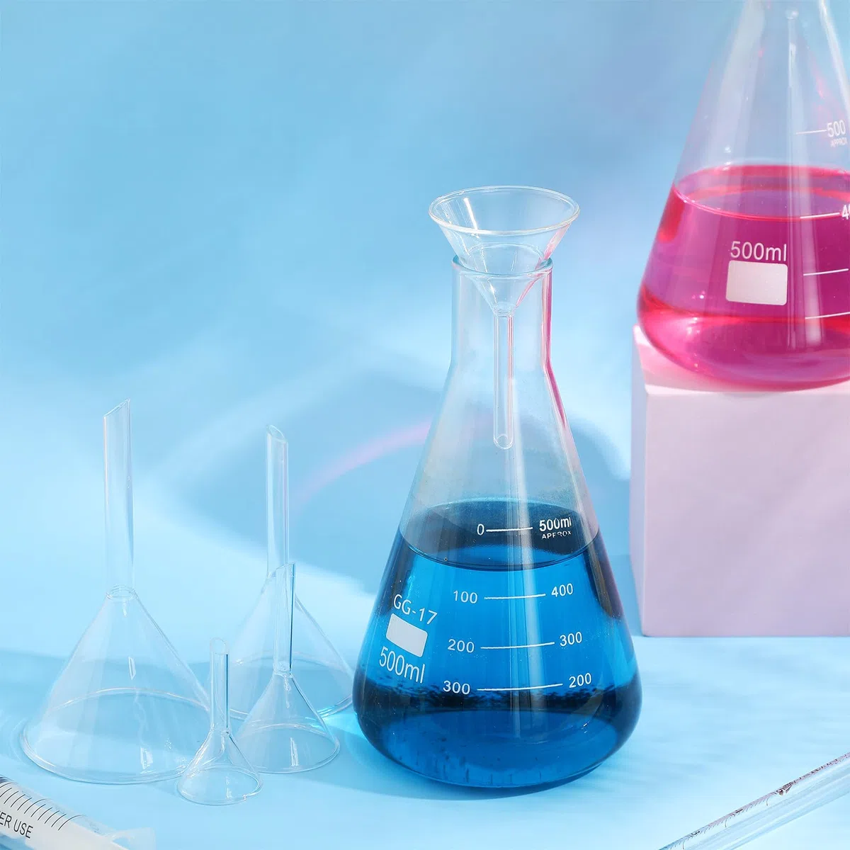 Juego De 5 Embudos De Cristal Para Laboratorio De 30 a 75 Mm Resistencia Química Y Térmica Conos De Llenado Preciso Para Transferencia De Líquidos En Análisis Científico