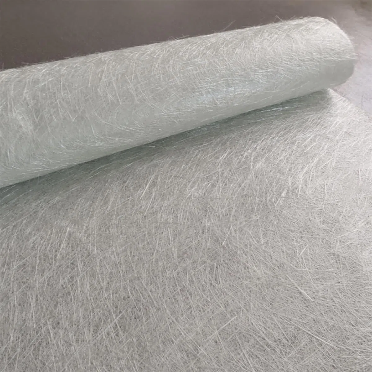 Estera De Fibra De Vidrio De 300 G/m² Alfombrilla De Fibra De Vidrio Troceada para Superficies Y Refuerzos Reparación De Embarcaciones Y Autocaravanas (Size:1x2m)