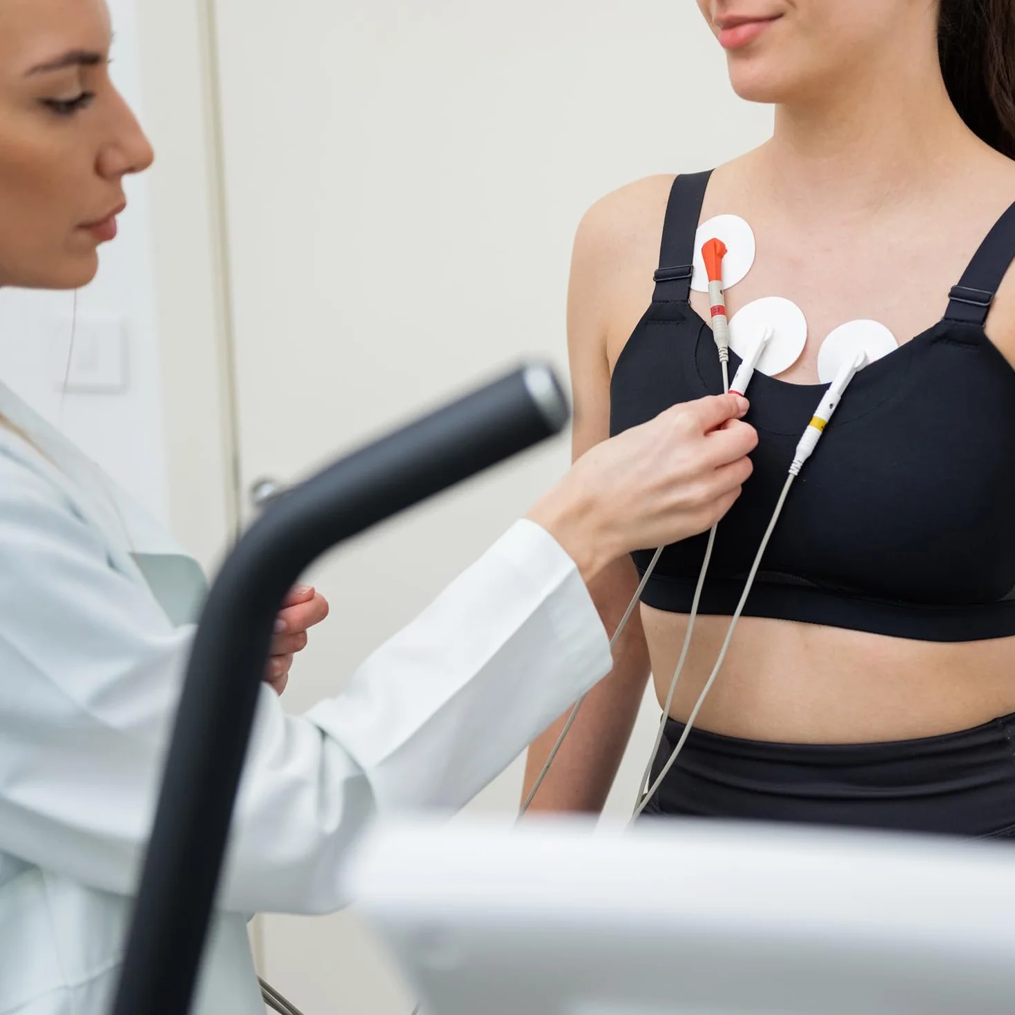 Tiga-Med ECG - Electrodos (100 unidades, 45 mm, gel sólido)