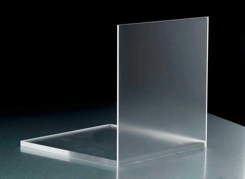 Metacrilato Antireflejos transparente a medida de 2 mm de grosor (1, 30 x 24 cm)